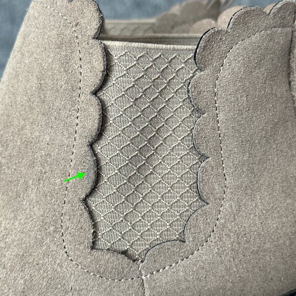 Sktechers Booties Womens 8 Taupe Grey Suede Air Cooled Scalloped Edge Boots - Picture 7 of 16